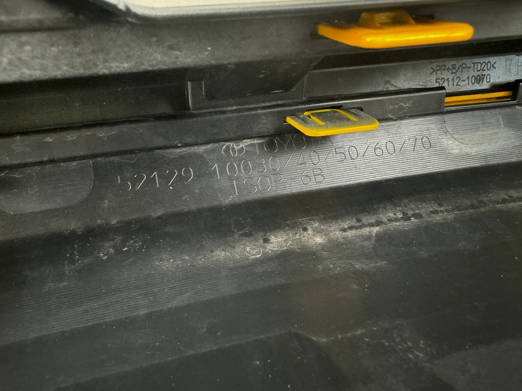 фото №8, Toyota chr lift решітка середня бампера перед org!