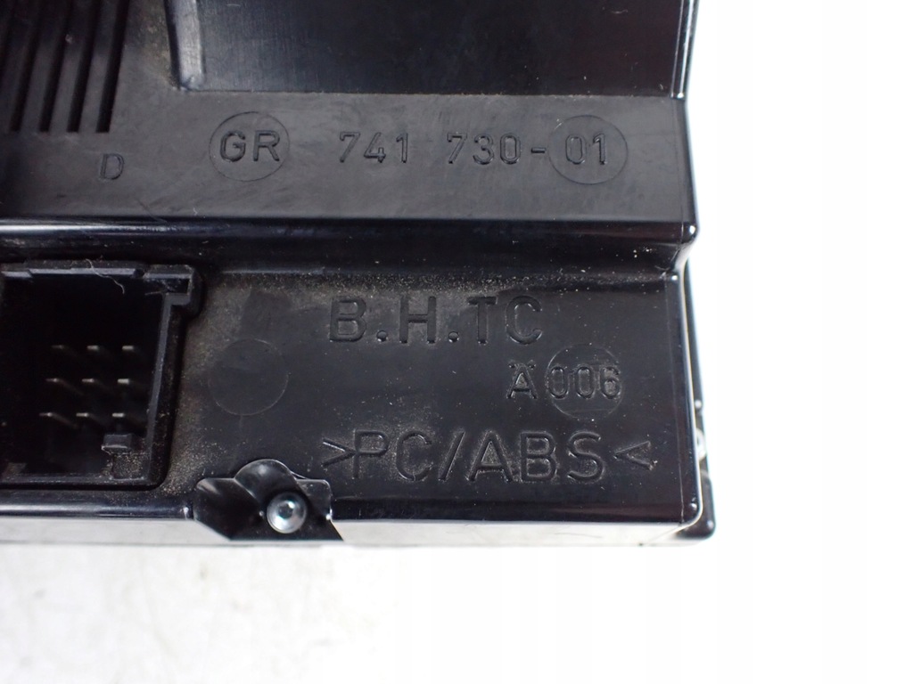 фото №10, Панель кондиционера audi a8 s8 d3 5.2 fsi 4e0820043g