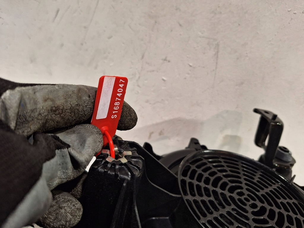 фото №9, Вентилятор воздуходувка двигателя электрический 290924004r master iii z.e