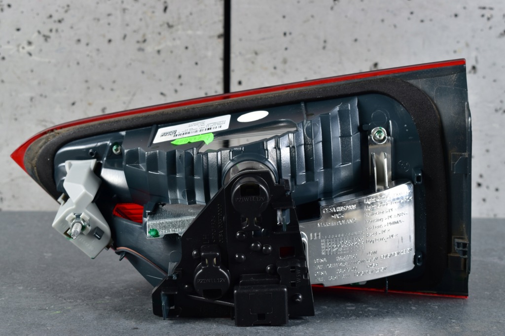 фото №11, Bmw x1 f48 лампа лампи задні права ліва задня демонтаж led high europa