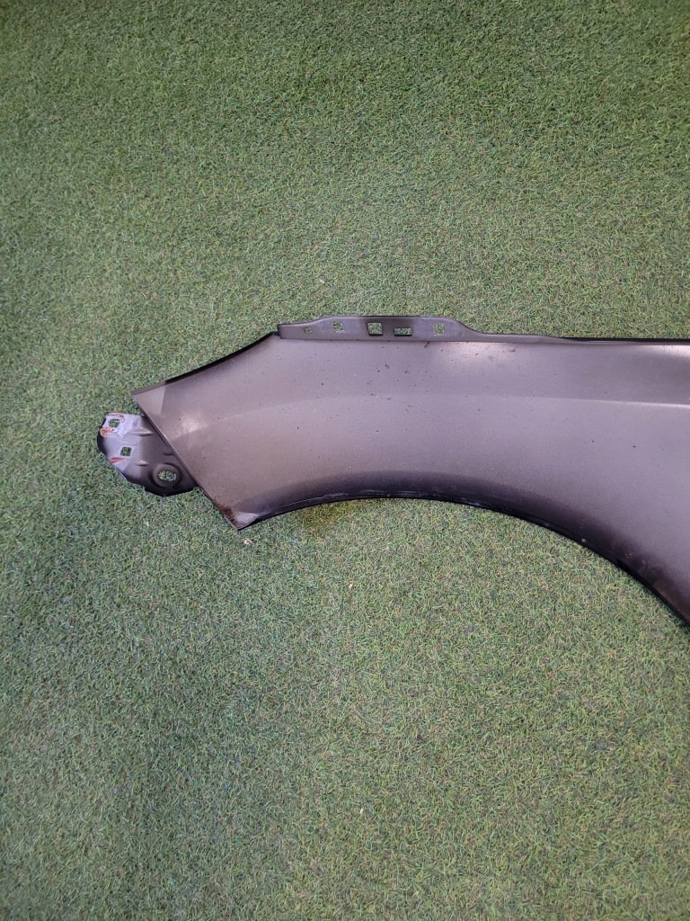 Ford focus mk3 3 крыло  правый  перед передний с Разборки