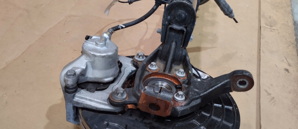 фото №13, Поворотний кулак підвіска правий перед jeep compass ii 4x4 22r 2.0d амортизаторна стійка