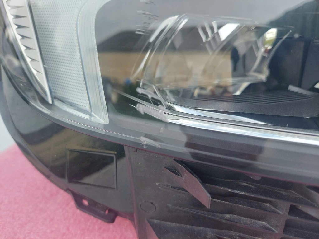 фото №7, Volvo xc60 ii лампа права перед передня full led