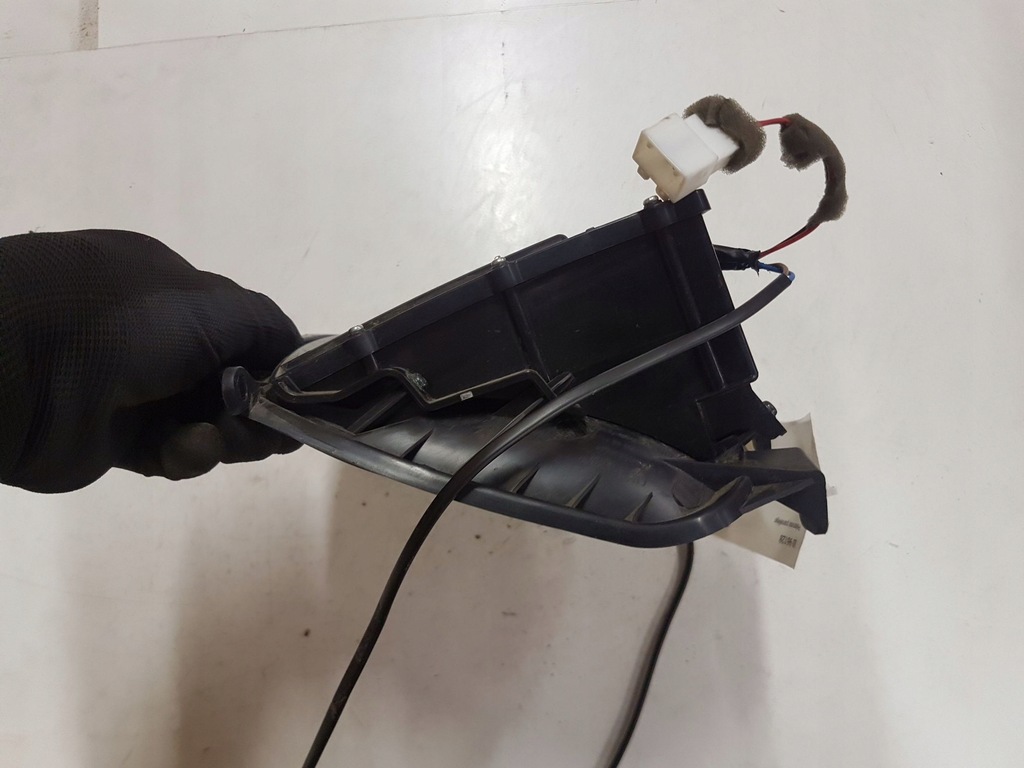 фото №5, Попільничка peugeot 607