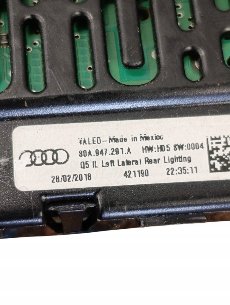 фото №8, Audi q5 sq5 2018 комплект лампа потолочный задняя