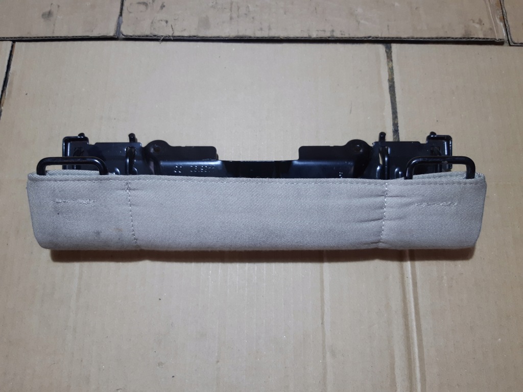 фото №5, Audi a4 b8 a5 8t кронштейн isofix сидіння передній пасажира 8t081708n