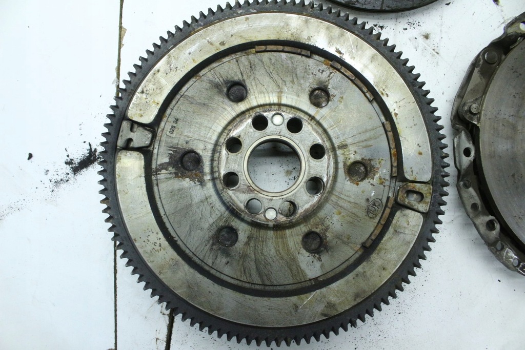 фото №7, Зчеплення диск притиск колесо двомасовий bmw e39 e46 3.0 d