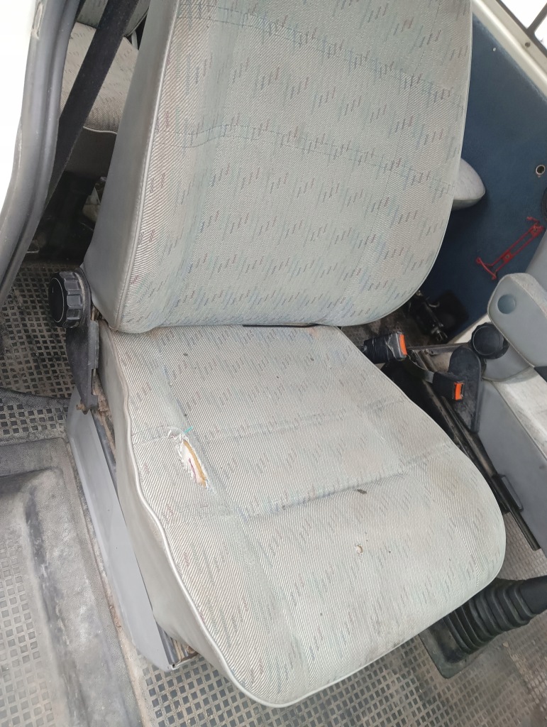 фото №3, Сиденья пассажира vw t4