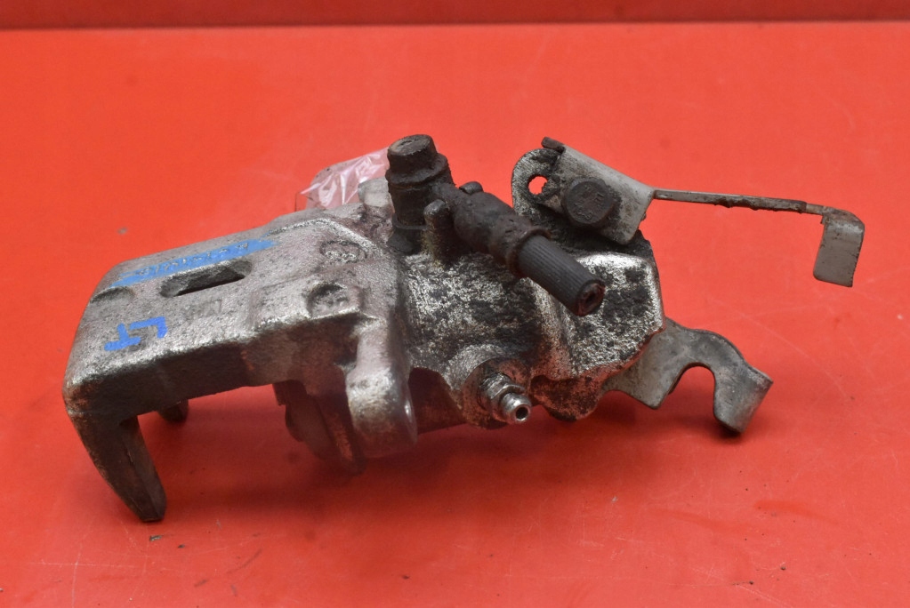 фото №4, Суппорт тормозной левый задняя bc141018 hyundai coupe 2 ii 2.7 v6 167 km 01-05