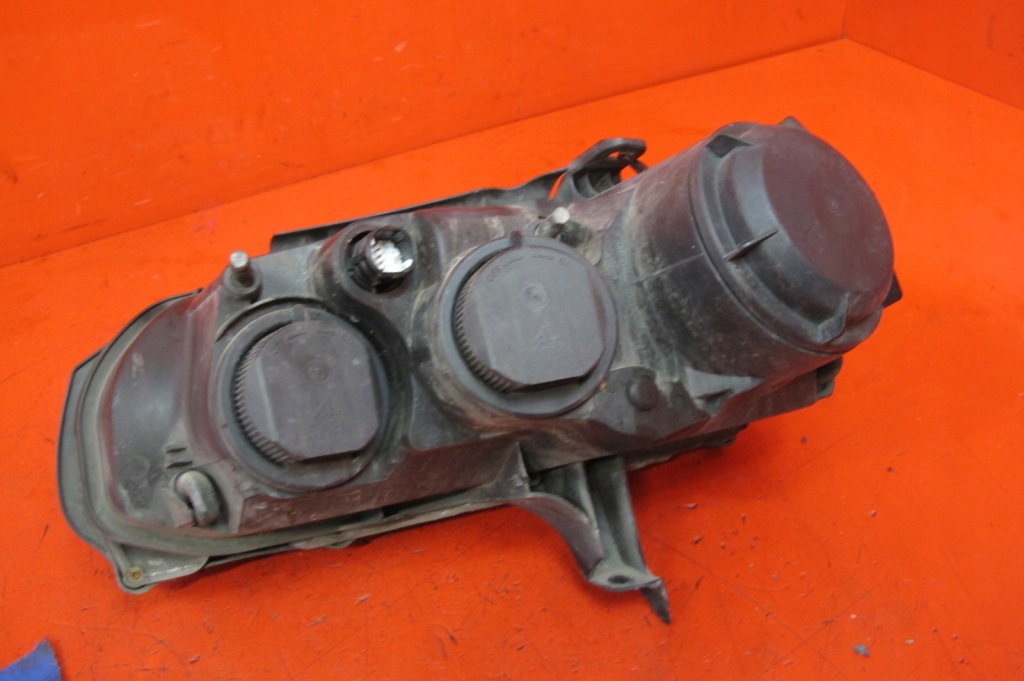 Alfa romeo 159 фара фара правая перед передняя 60682088 европа в Украине