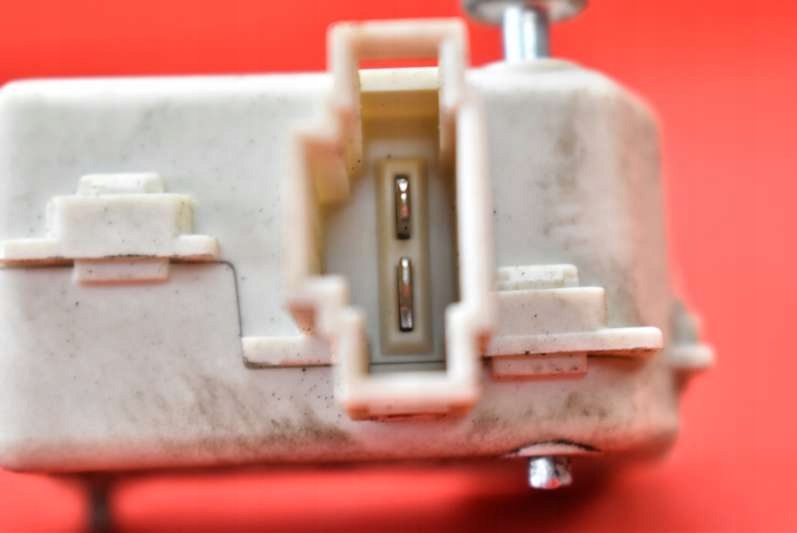 фото №7, Моторчик кришка пального 1t0910773 vw touran 1 i 03-06