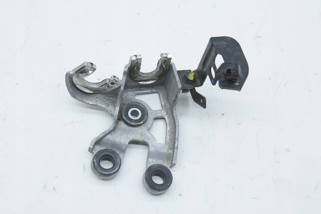 фото №1, Kia ceed iii 1.4tgdi кронштейн тросов передач механическая коробка передач