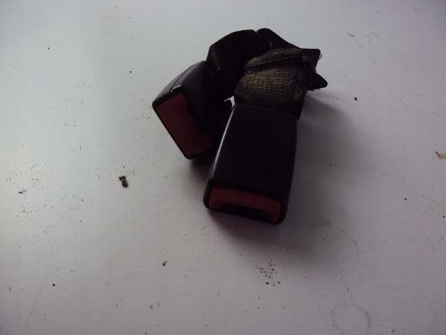 фото №1, Замки ременів задня bmw serii 1 e82 coupe 2.0d