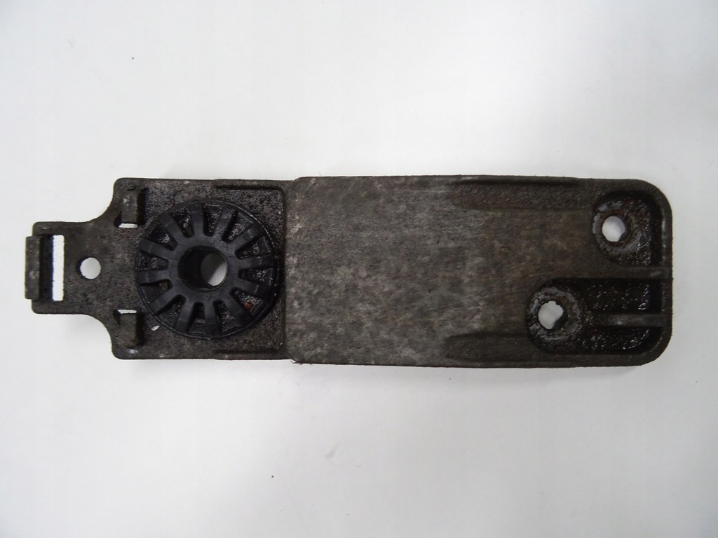 фото №1, Opel insignia a astra j кронштейн радіатора