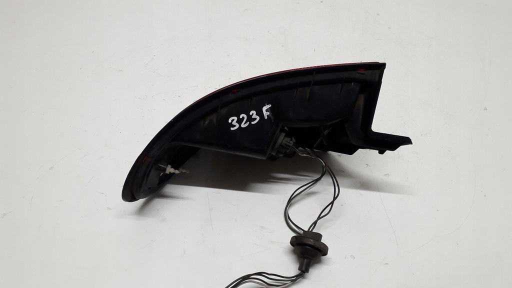 фото №11, Mazda 323f ba 94-98 лампа левая задняя