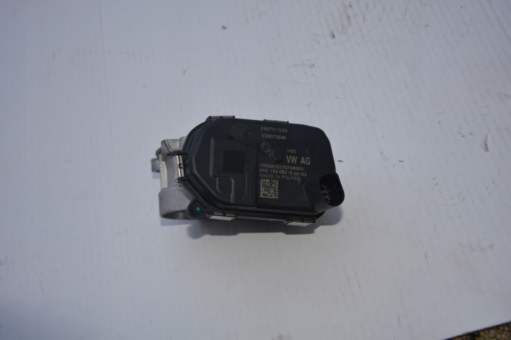 фото №3, Дроссельная заслонка vw passat b8 04e133062q