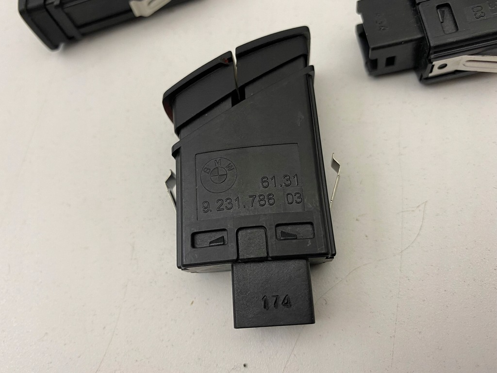 фото №4, Bmw f20 f30 f80 f32 кнопка света аварийных