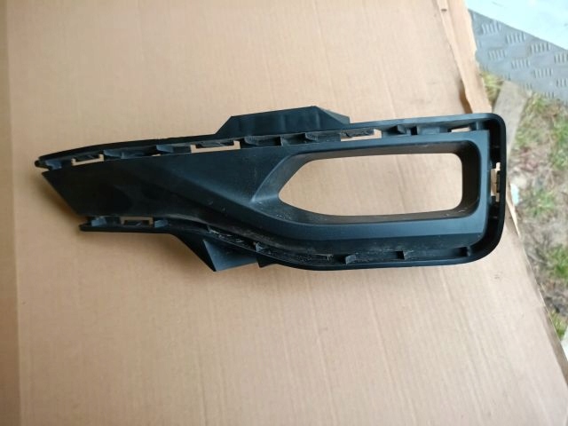 фото №1, Nissan leaf ii решётка бампера рамка противотуманной фары правая передняя перед oryg.