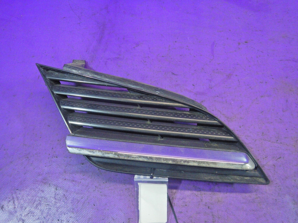 фото №1, Nissan primera p12 01-08 решітка радіатора права решітка радіатора решітка радіатора 62320au300