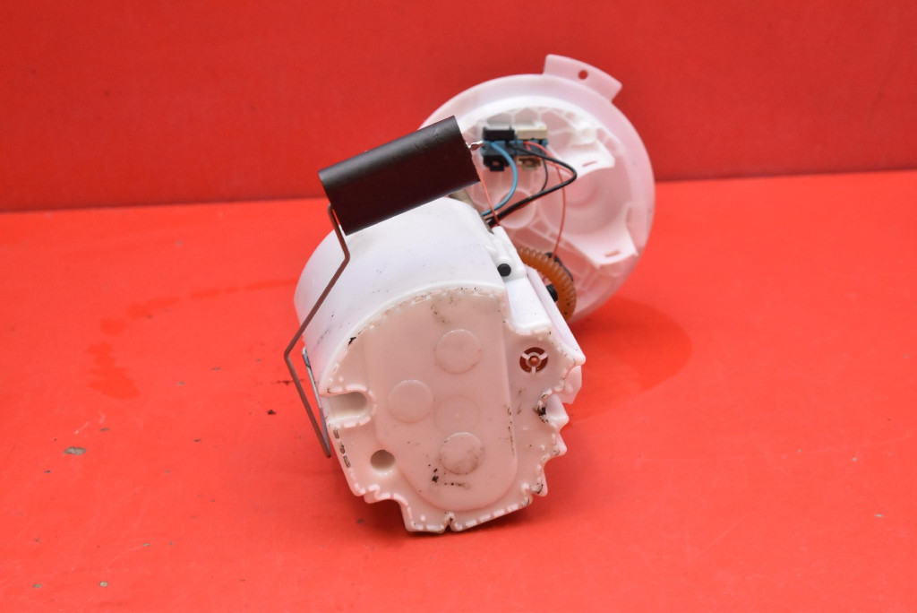 Помпа насос топлива 13586312 opel astra 4 iv j 1.4 t 140 km рестайлинг  11-20 Недорого