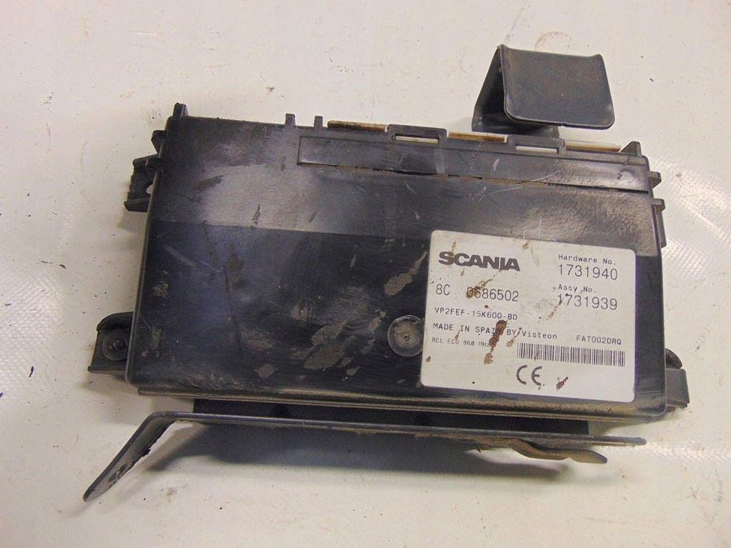 фото №2, Scania r420 r 08r блок управления замка 1731940 1731939