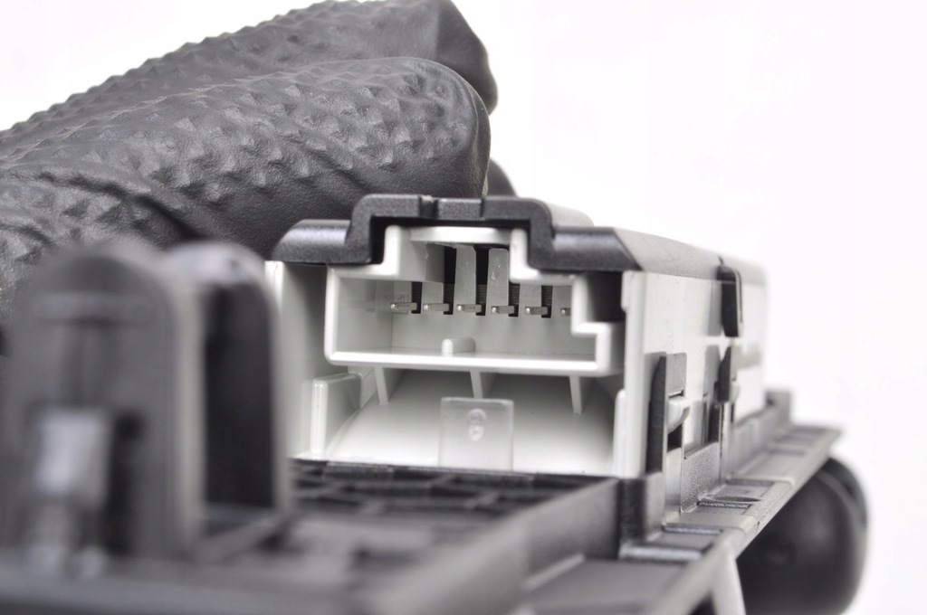 фото №9, Mercedes eqb x243 ручка дахова стельовий ліва a0998150000 a0009064705