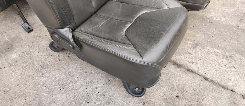 фото №16, Сидіння з підігрівом оббивка заднє сидіння комплект jeep wrangler jk unlimited 4d