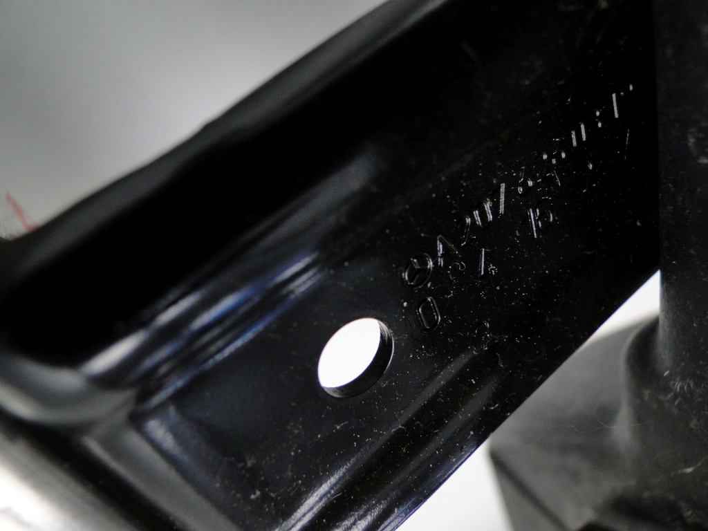 Mercedes панель фары левый зона деформации кронштейн cls 218 c218 x218 w218 lift Цена