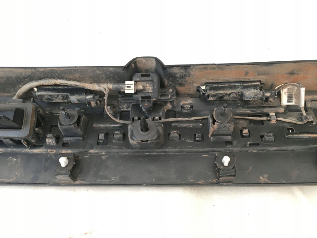 фото №12, Chrysler pacifica 17- накладка крышки задняя