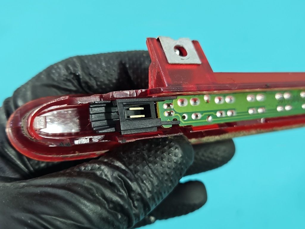 Третье  фонарь  стоп стоп-сигнал vw touran 1 hb Цена