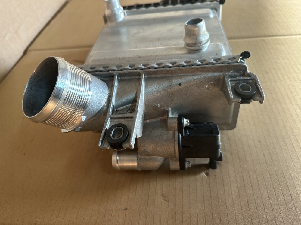 фото №5, Інтеркулер mercedes-benz glc x254