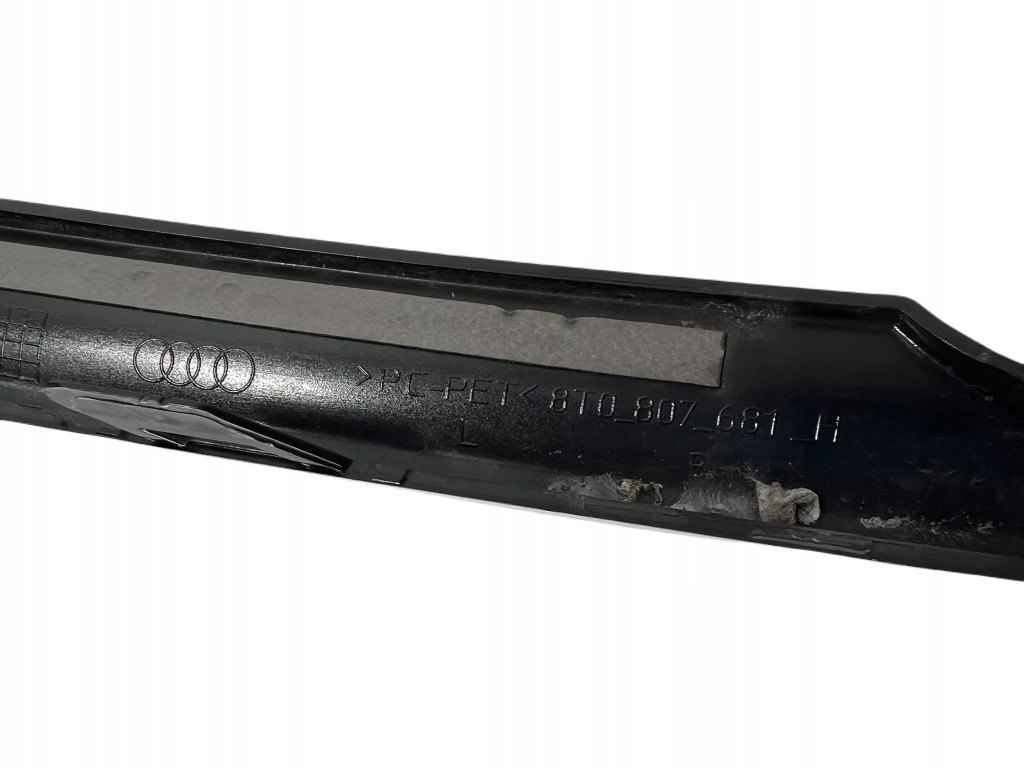 Купити A5 8t рестайлінг  11-16 молдинг ґрати бампера ліва 8t0