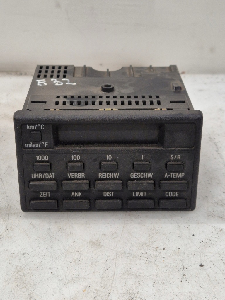 фото №1, Дисплей бортовий комп'ютер бортовий bmw e32