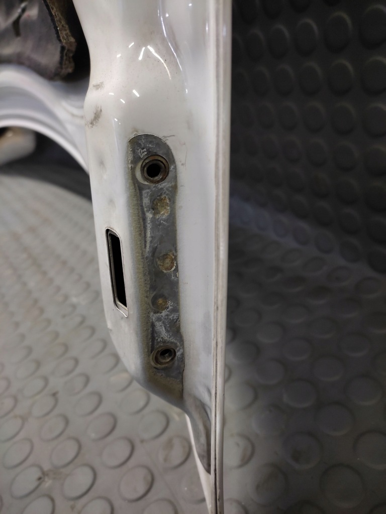 фото №10, Tata indica капот передня