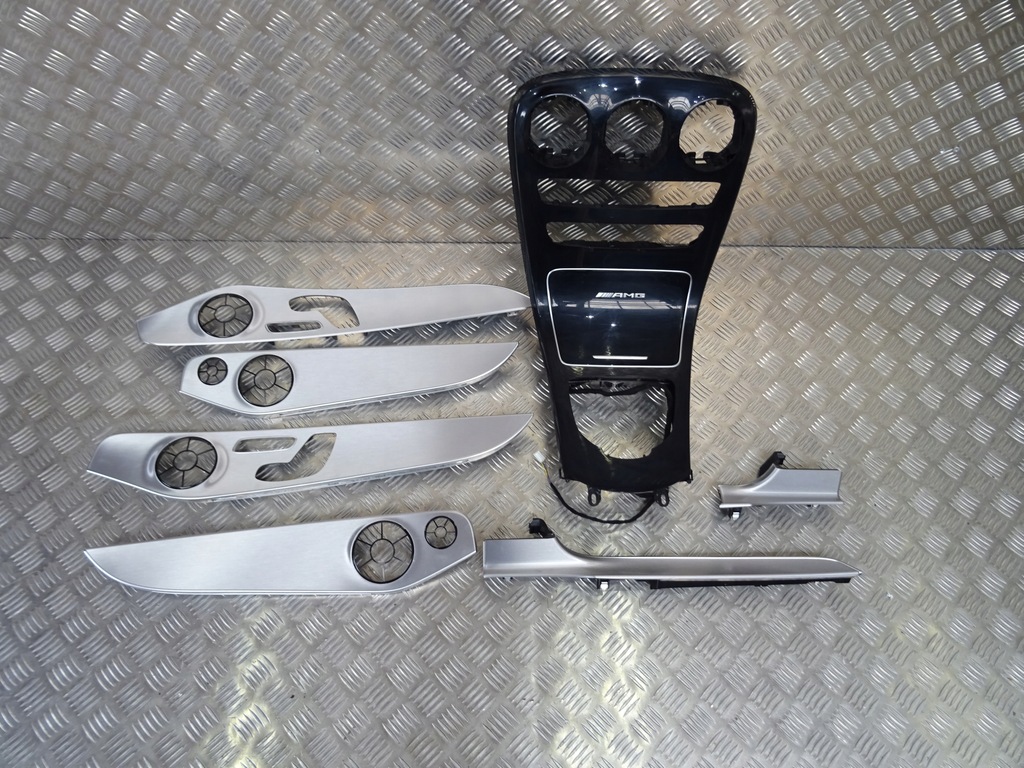 фото №1, Mercedes w205 amg накладки декоративні декори d222