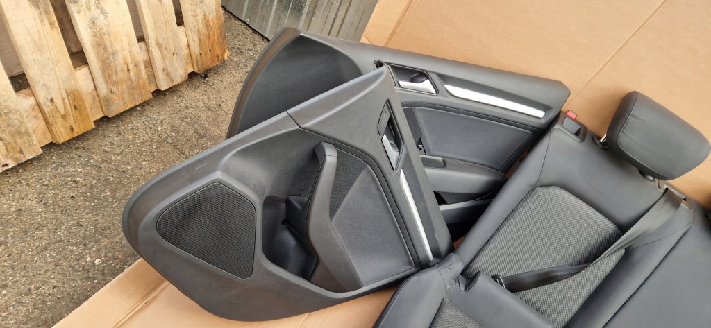 фото №7, Сидіння заднє сидіння обшивки audi a3 sedan 16-19 r електрика ideał jak nowe oryg