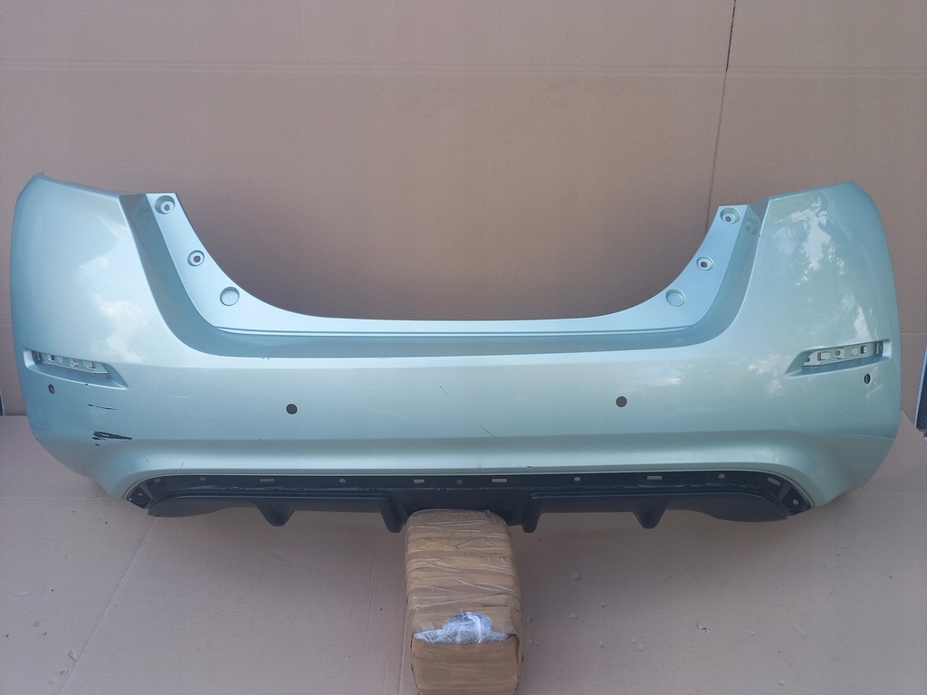 фото №1, Nissan leaf ii 2 бампер задній задня оригінал!