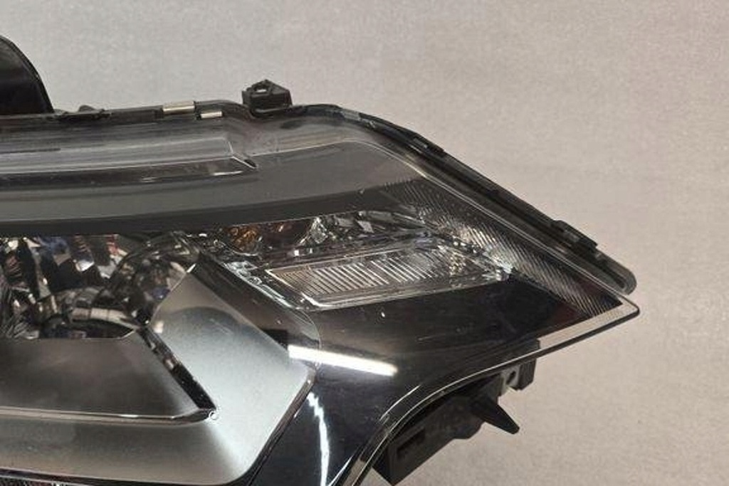 фото №10, Лампа правая передняя mitsubishi outlander iii gg_w, gf_w, zj 8301c8 2.0l