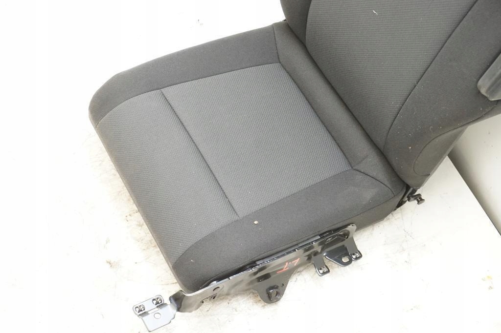 фото №6, Сидіння 3 ряд лівий задня opel zafira b