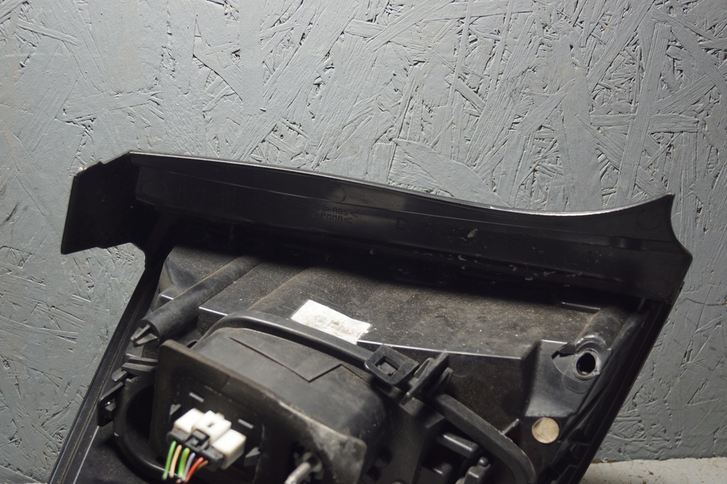 фото №9, Лампа правый задняя citroen c3 ii lift