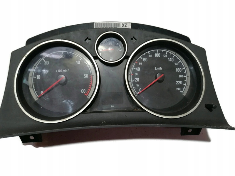 Купить Opel zafira b ii 06r- счетчик спидометр 13308999