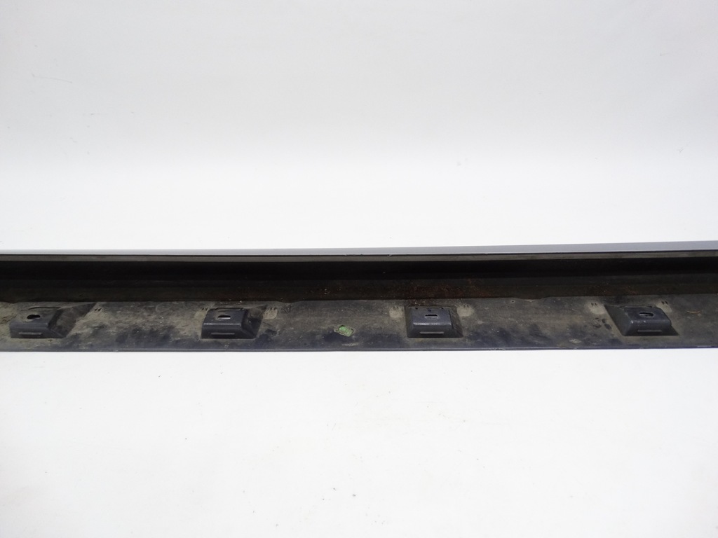 фото №13, Vw passat b8 r-line 16-24 молдинг поріг права оригінальна 3g0853858g