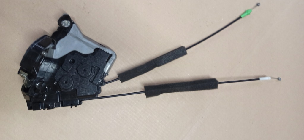 фото №1, Замок дверь правый перед lexus gs iii 05-11 10 pin