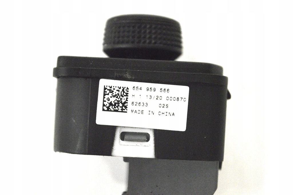 фото №6, Skoda kamiq 2020 кнопка регулировки зеркал боковых