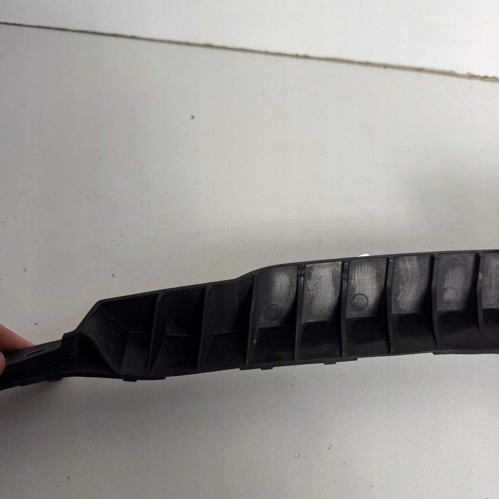 Направляющая кронштейн кронштейн лампы правый перед opel insignia a оригинал 23158324 Доставка