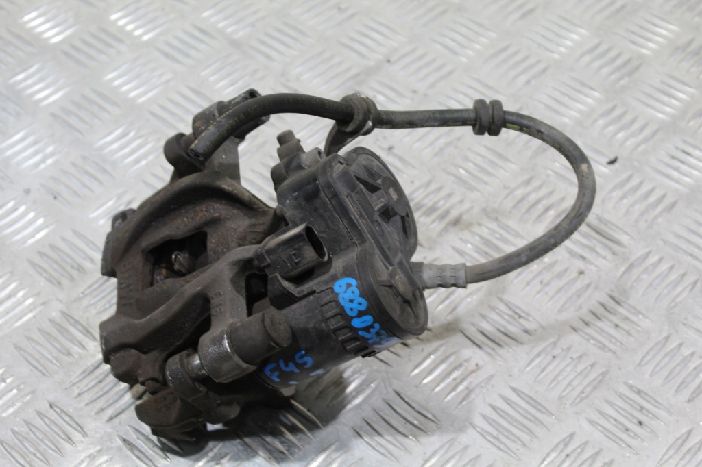 фото №1, Супорт гальмівний лівий задня bmw 2 f45 6880379