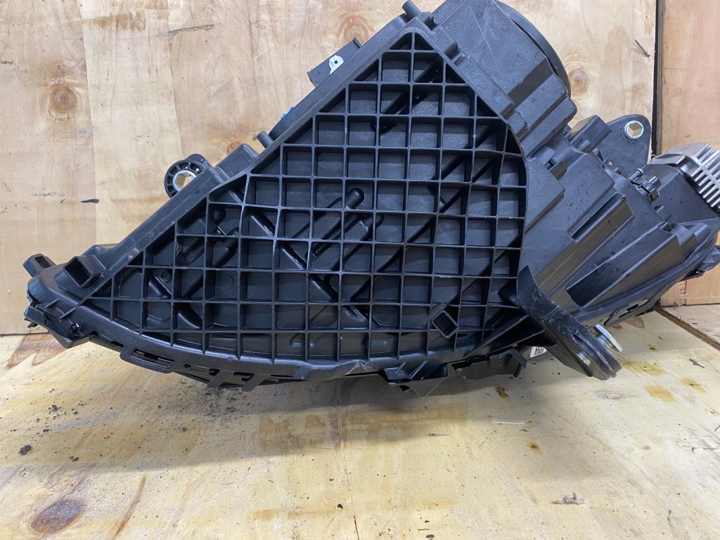 Mercedes eqc w293 full led лампа передня права a2939062801 Київ