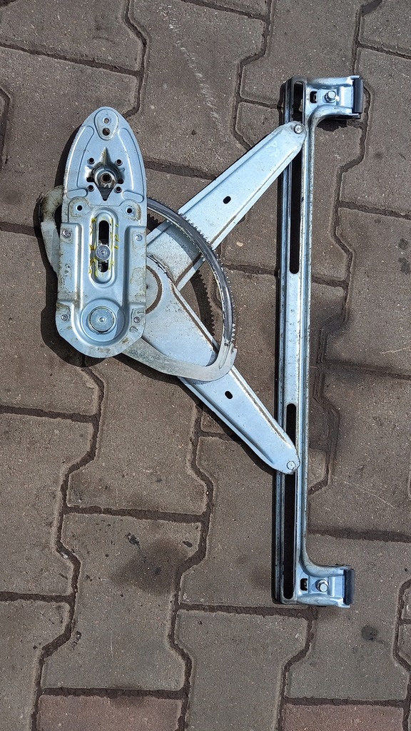 фото №1, Підйомник правий перед volvo v50 s40 06r