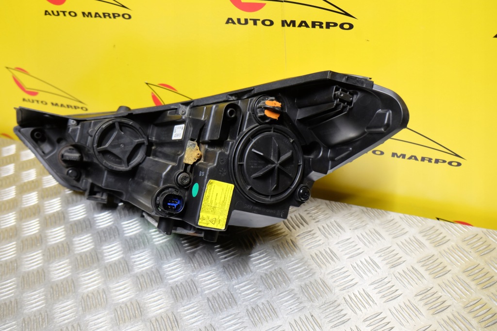 Hyundai tucson 2015- фара фара ксенон с led r америка Оригинал