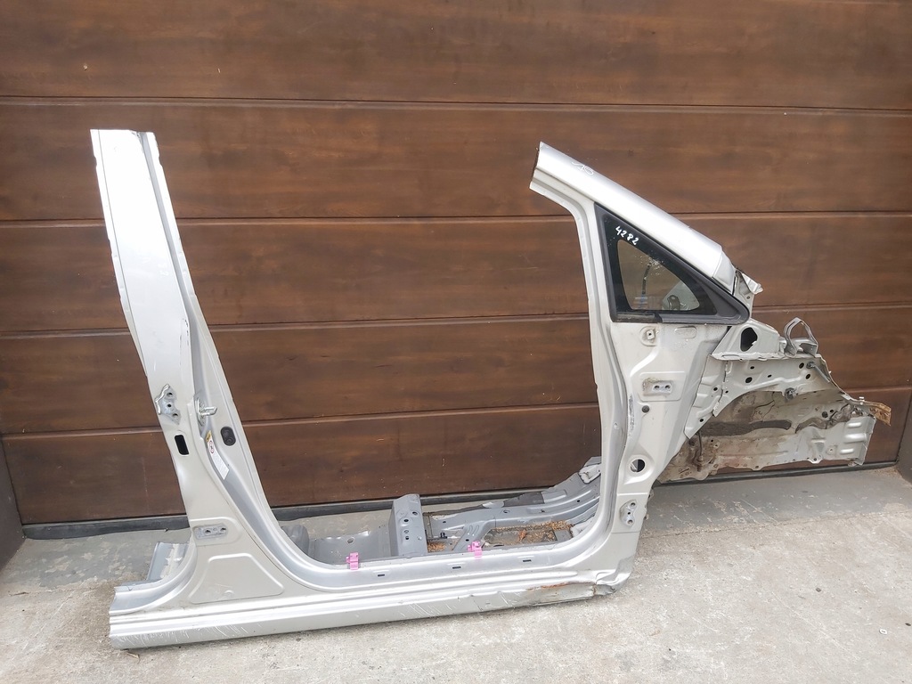 фото №5, Toyota verso s четверть перед правая порог блок двигателя